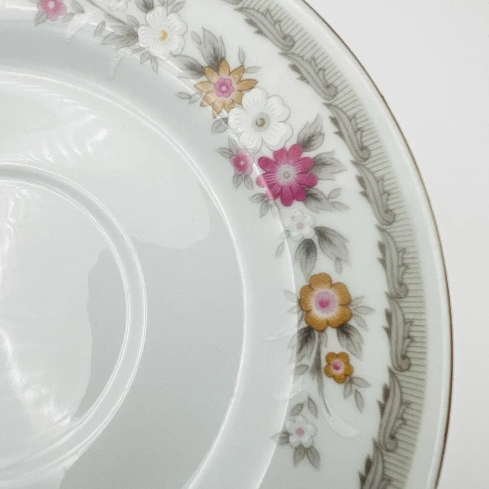 N/A vintage teacup